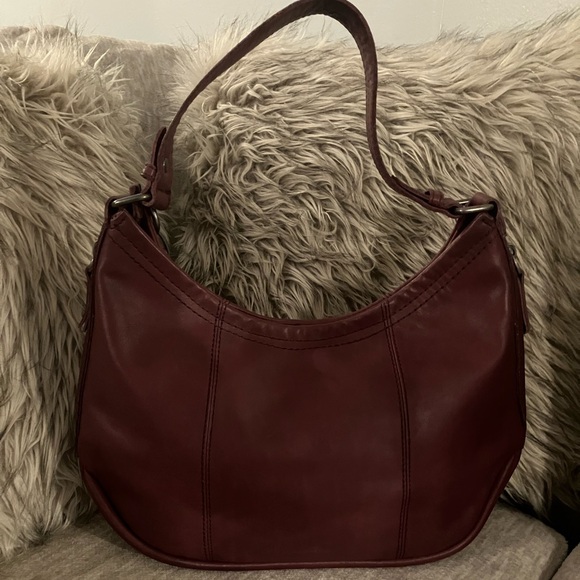 Lucky Brand Handbags - Lucky Brand Leather Shoulder Bag